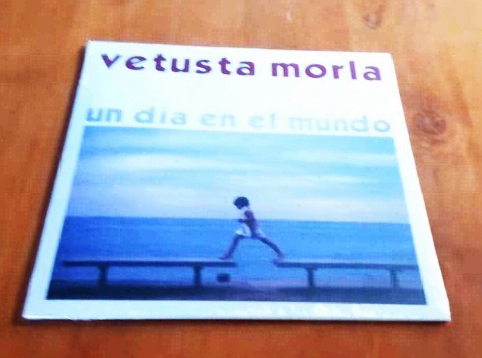 Vinilo de Vetusta Morla – Un Dia En El Mundo. LP 